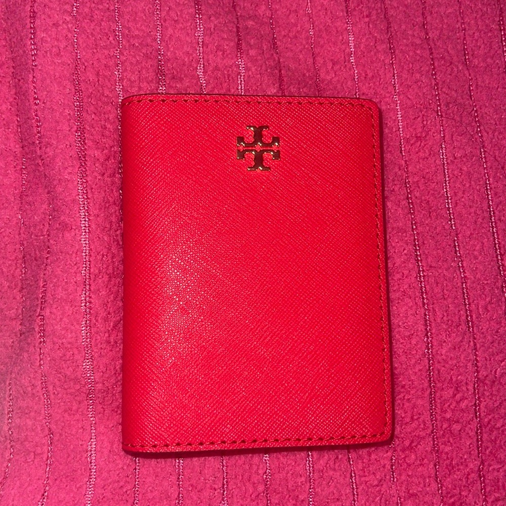 Tory Burch Leather bifold wallet